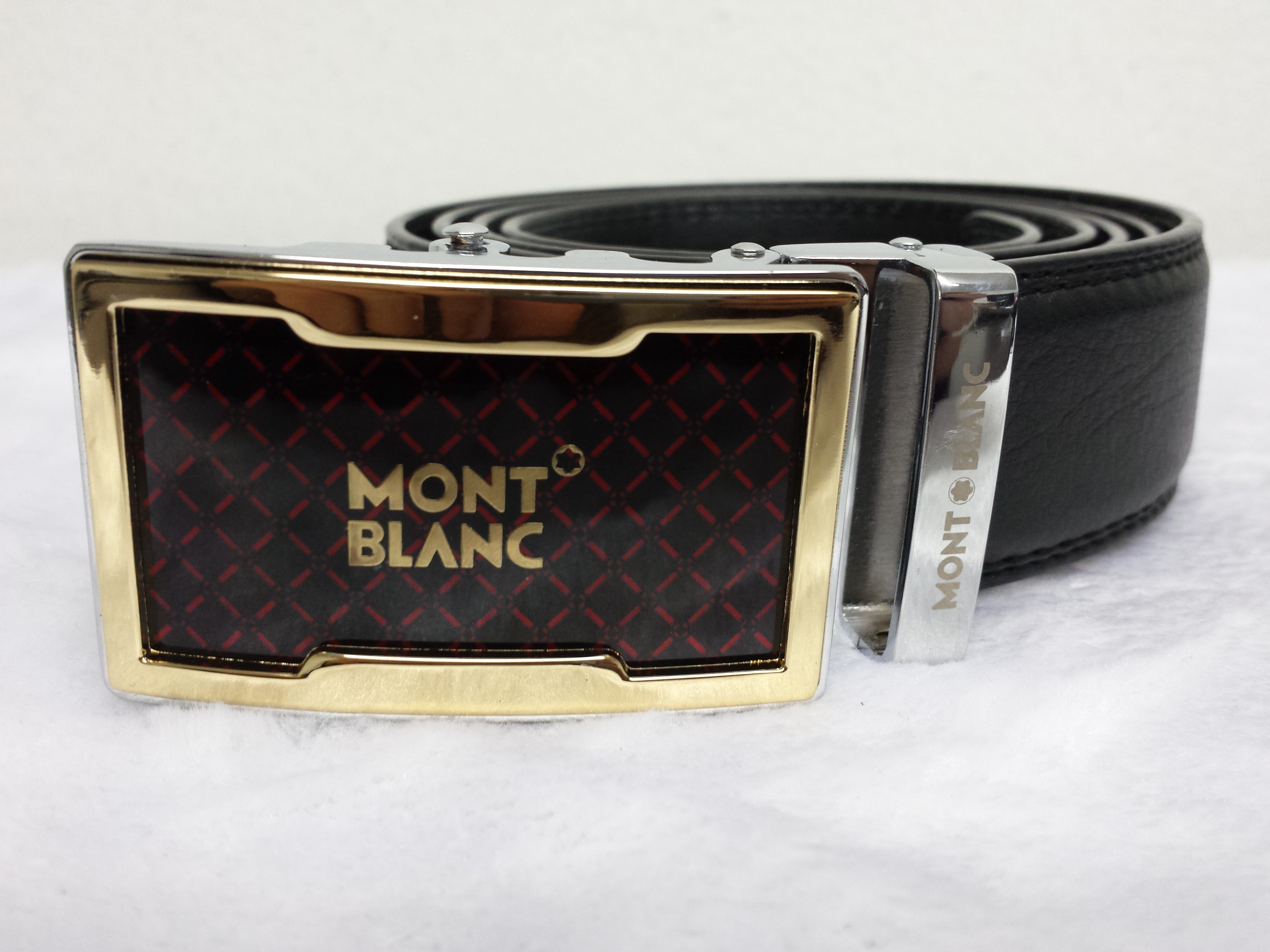 Cinto Mont Blanc Dourado