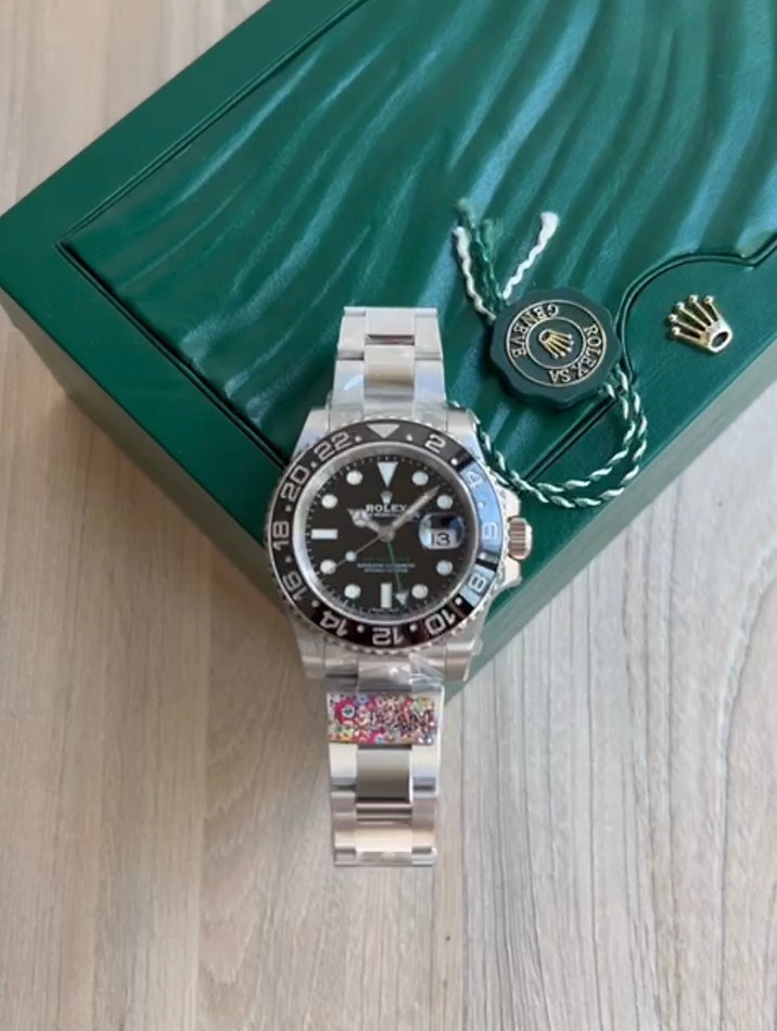 SUPER CLONE MÁQUINA ETA - ROLEX GMT MASTER II PRETO 40MM