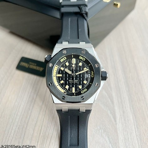  SUPER CLONE MÁQUINA ETA - AUDEMARS PIGUET ROYAL OAK OFFSHORE DIVER 42MM