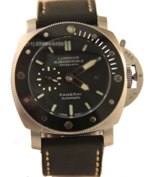 Relógio Réplica Panerai Submersible Cerâmica Black